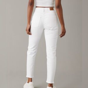 America Eagle white stretch mom jeans size 18 NWT casual